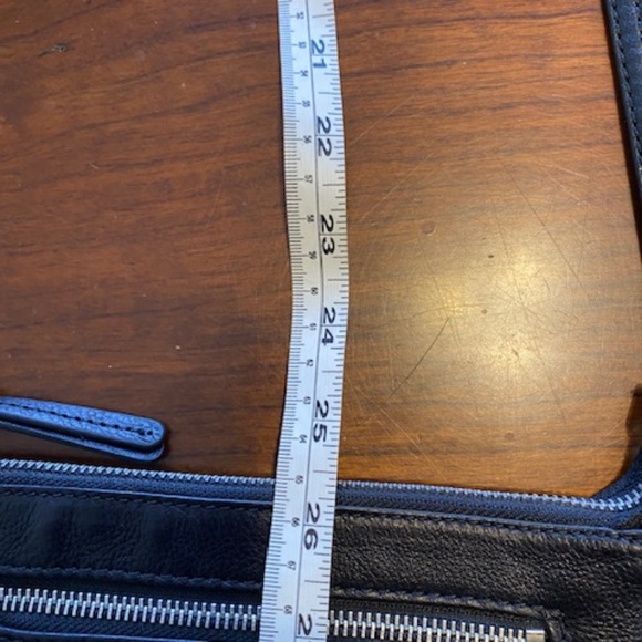 J.Jill Black Leather Crossbody Bag - Picture 5 of 11